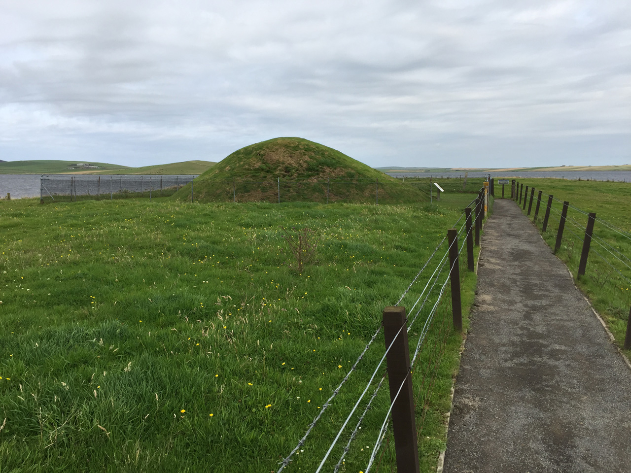Unstan chambered cairn on Orkney mainland.